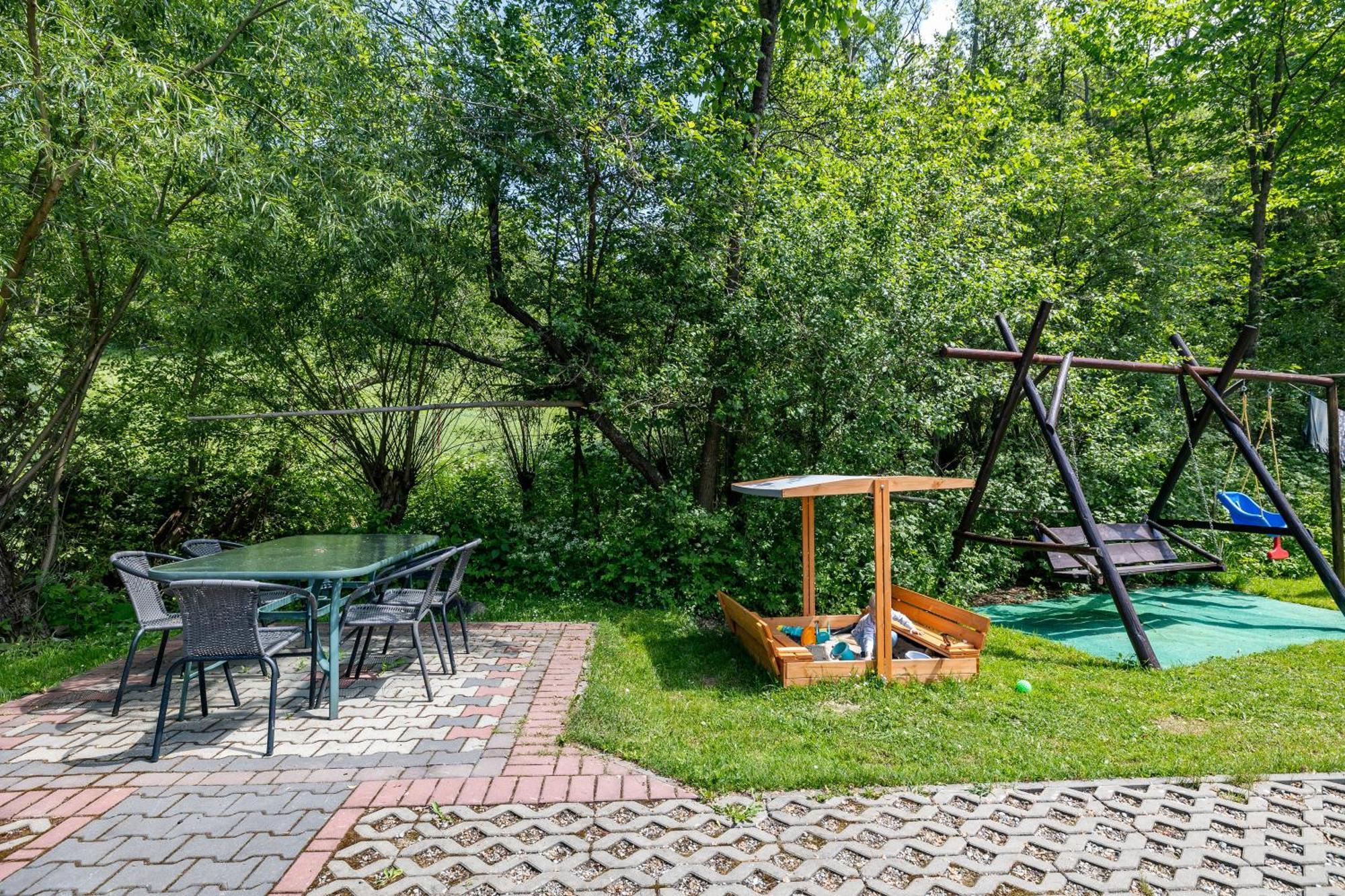 Apartament U Wrobla Leśnica エクステリア 写真